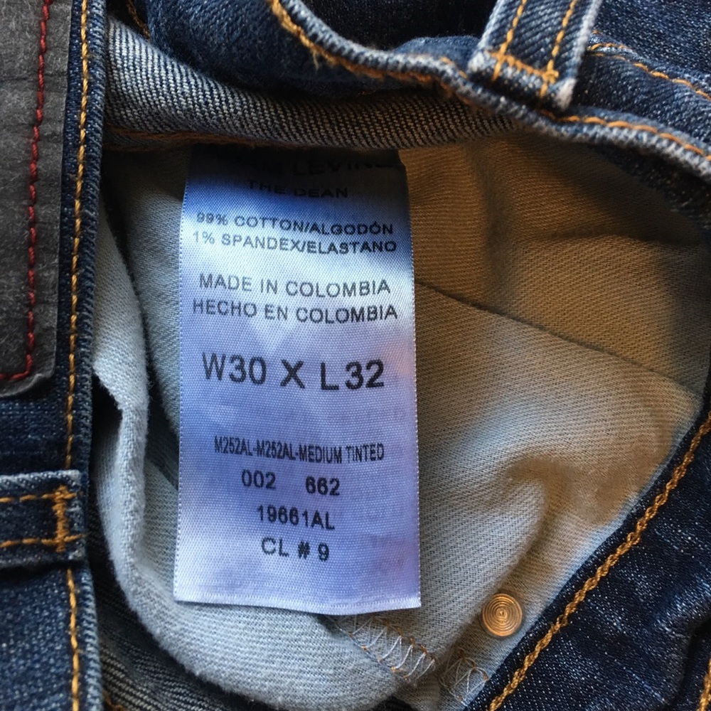 Jeans - Picture 2 of 3